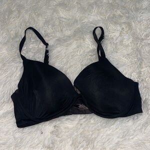 Victoria Secret Black TShirt Lightly Lined Bra